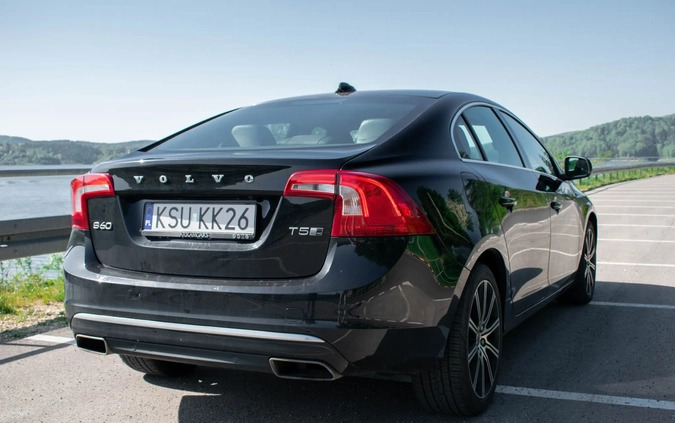 Volvo S60 cena 82900 przebieg: 43000, rok produkcji 2018 z Poznań małe 121